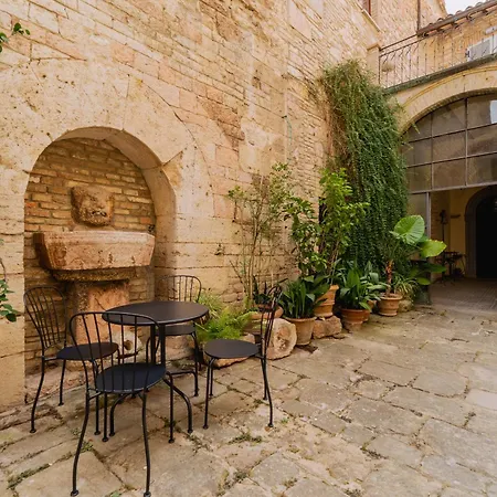 Semesterbostad Benedictine Monastery Of 1072 Assisi