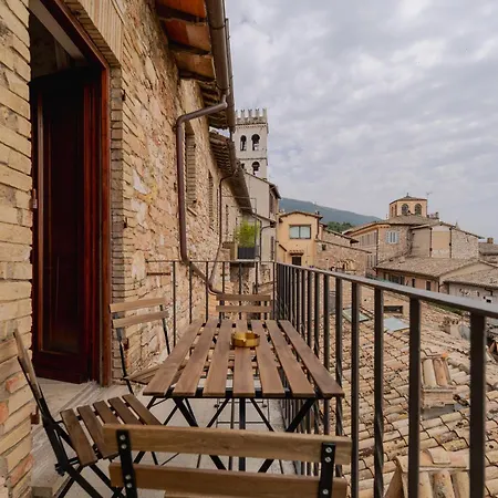 Benedictine Monastery Of 1072 بيت للعطل